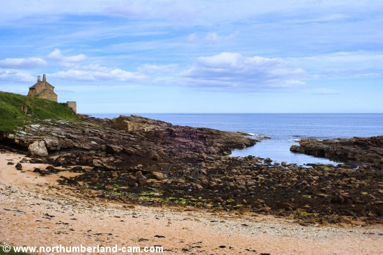 Rocks and Bathing House at Rumbling Kern, Howick.